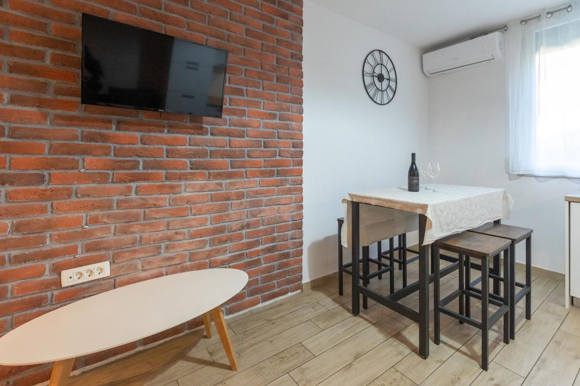 Deluxe Apartment Near The Bridge Zadar Bagian luar foto