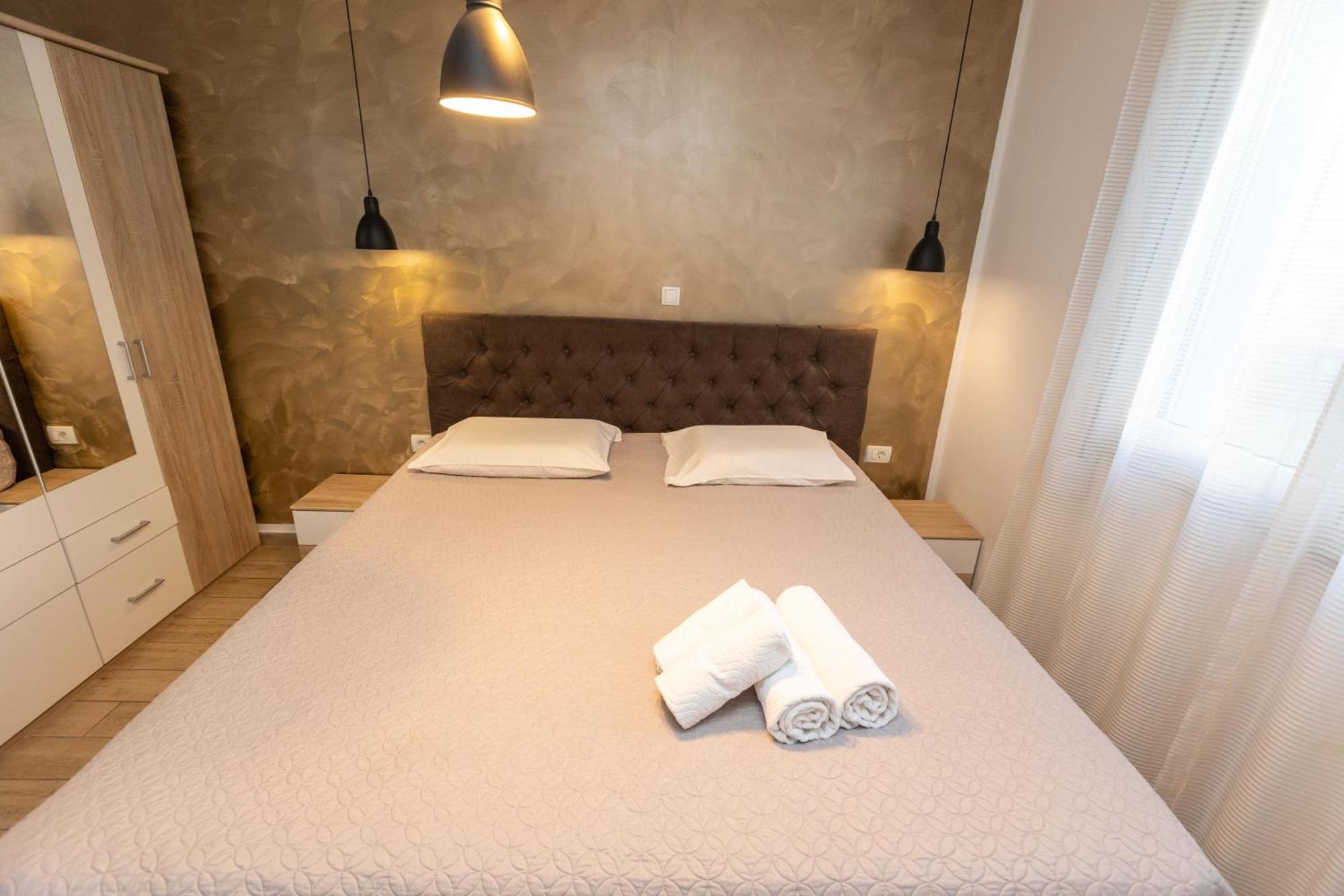 Deluxe Apartment Near The Bridge Zadar Bagian luar foto